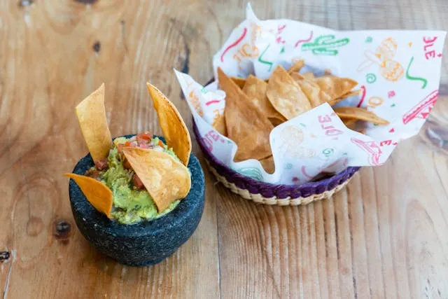 California Fast Food Wage Floor Bigger Paychecks, Wider Impact